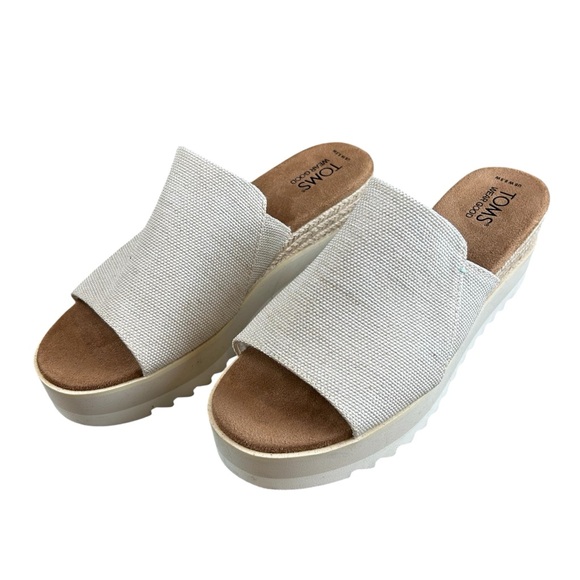 Toms Cream Platform Sandals - Picture 2 of 10